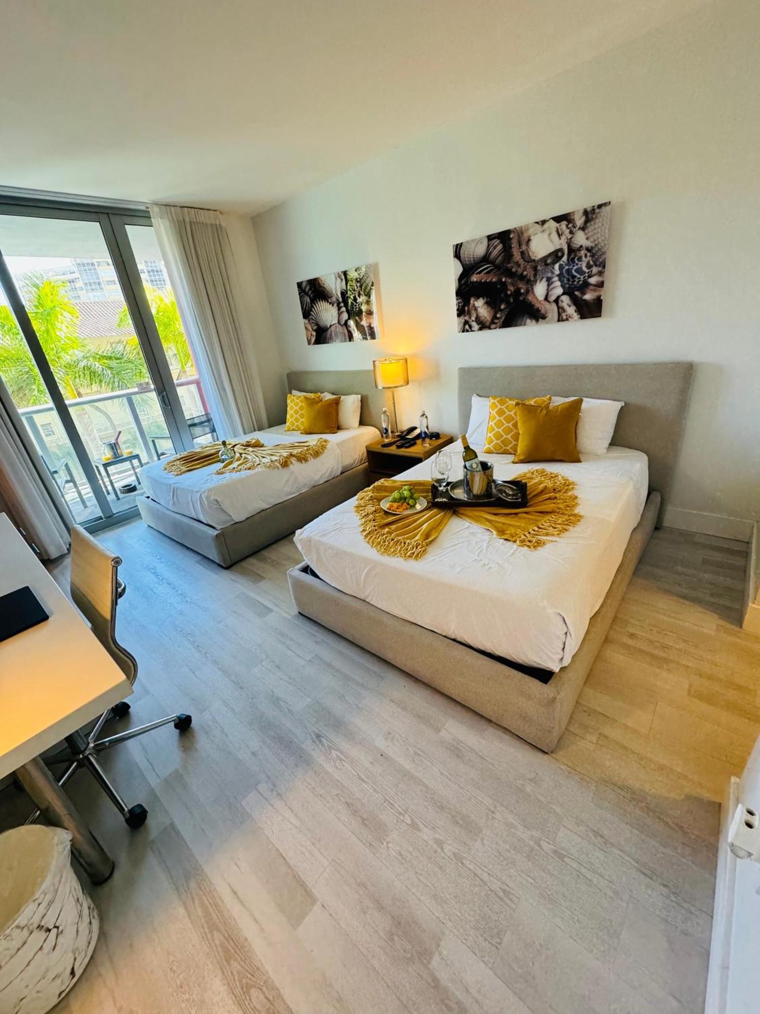 Beachwalk Resort & Condos Hallandale Beach Ngoại thất bức ảnh