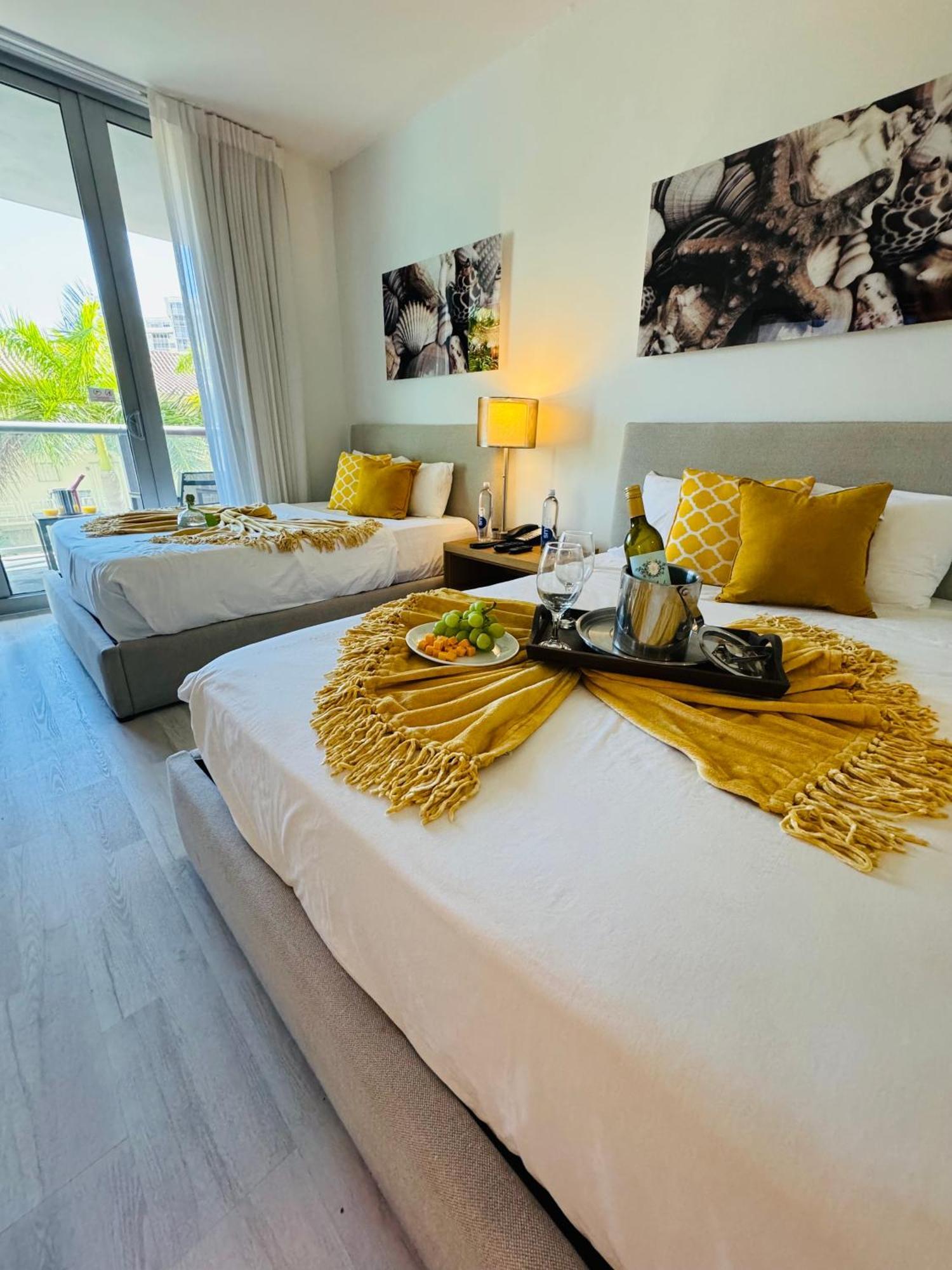 Beachwalk Resort & Condos Hallandale Beach Ngoại thất bức ảnh