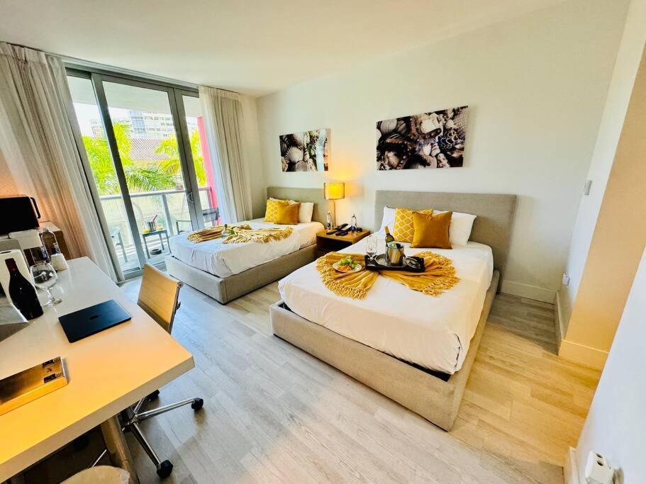 Beachwalk Resort & Condos Hallandale Beach Ngoại thất bức ảnh