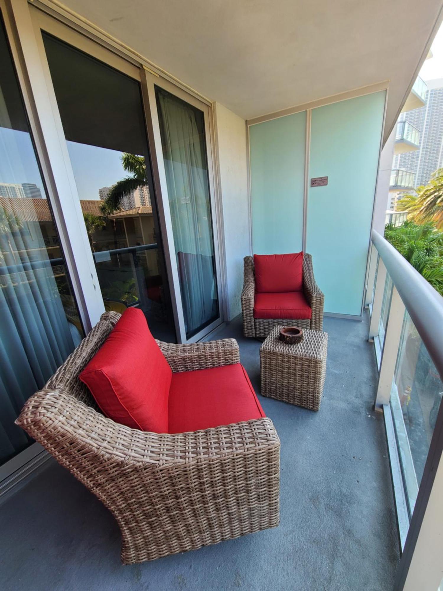 Beachwalk Resort & Condos Hallandale Beach Ngoại thất bức ảnh